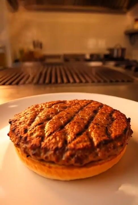 Torroburgers short-form video example